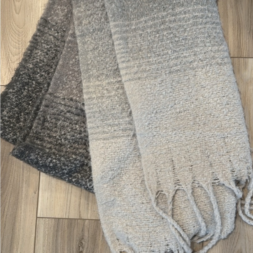 Cozy Gray scarf